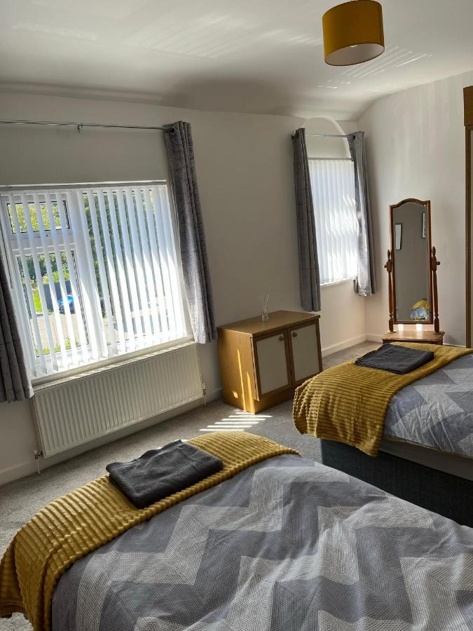 4-6 Guests In Centre Location With Stunning Views Villa Ланберис Екстериор снимка