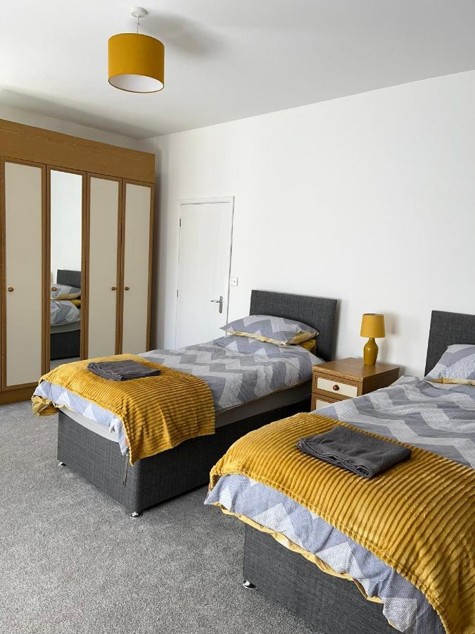 4-6 Guests In Centre Location With Stunning Views Villa Ланберис Екстериор снимка