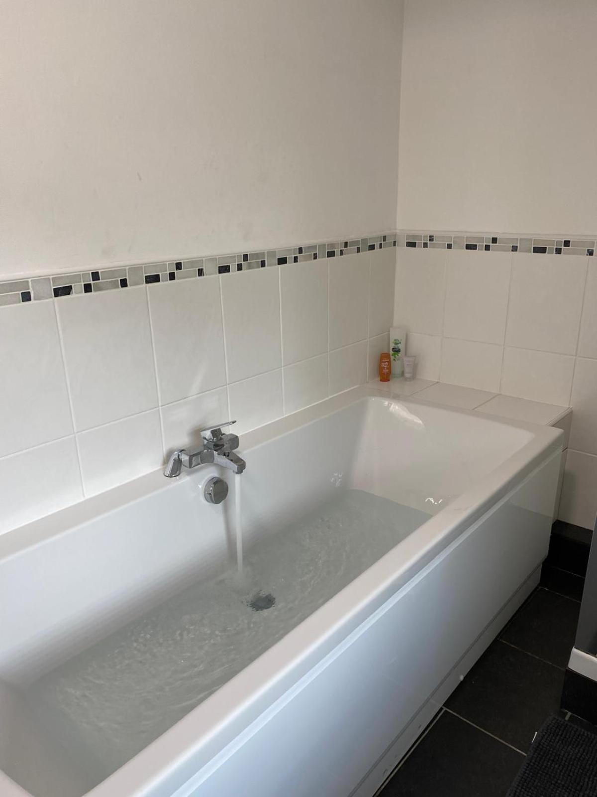 4-6 Guests In Centre Location With Stunning Views Villa Ланберис Екстериор снимка